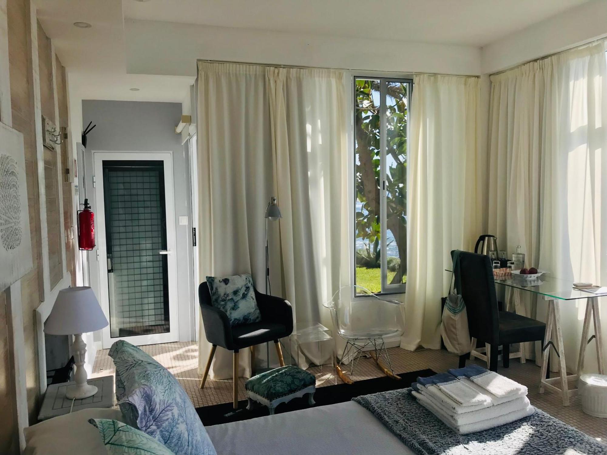 A Villa By The Sea Bed & Breakfast Vila Franca do Campo Exterior photo