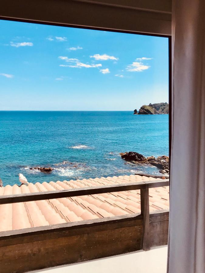 A Villa By The Sea Bed & Breakfast Vila Franca do Campo Exterior photo